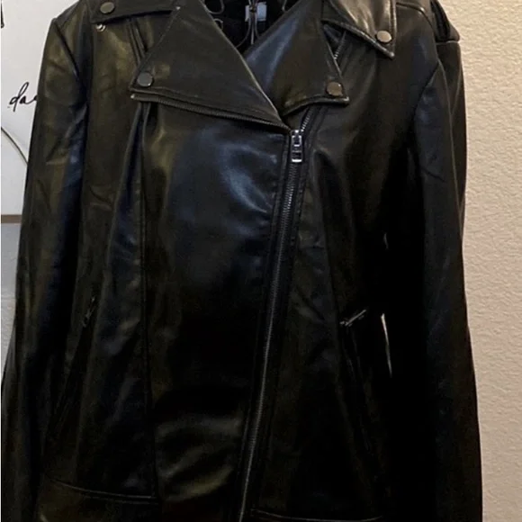 Beautiful Chicos faux leather jacket new without tags size 3 or XL - Picture 5 of 9